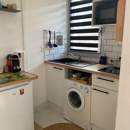 - Proche Apartment *